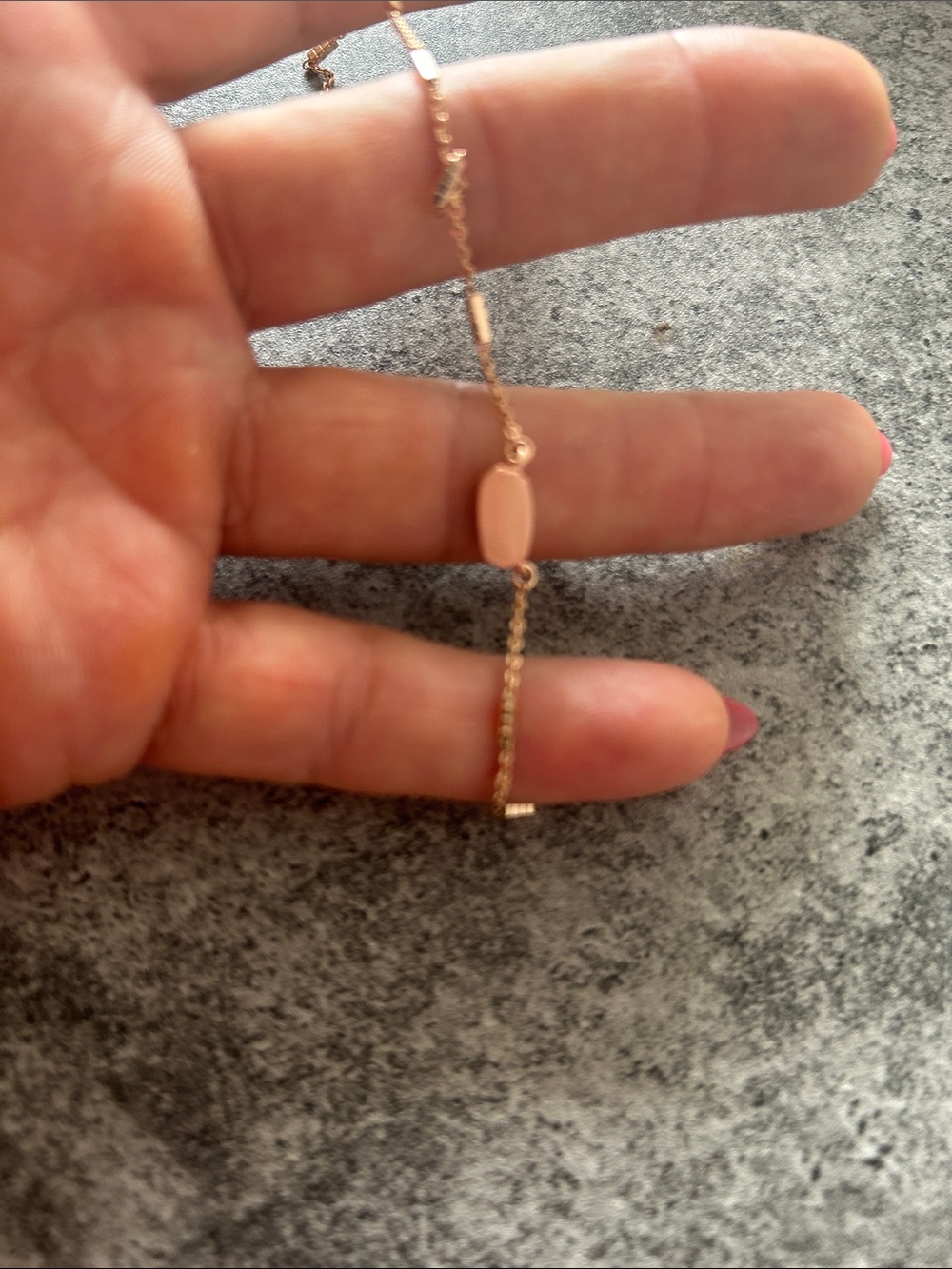 Kendra Scott Rose Gold Bar Necklace - Subtle Plate Pendant - Picture 5 of 5